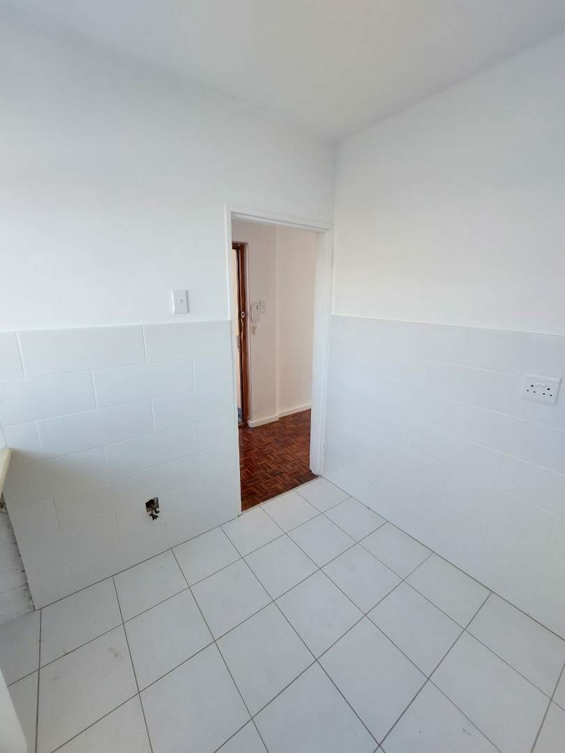 To Let 2 Bedroom Property for Rent in Tamboerskloof Western Cape
